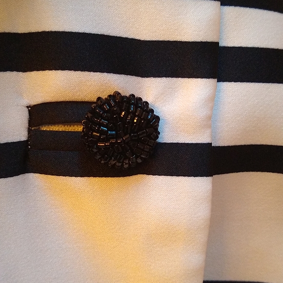 JS Collections Jacket - Picture 3 of 3